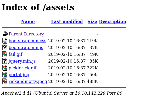 Código fuente de la página.En éste vemos un comentario donde se indica un usuario.